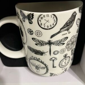 Fine China Dragonfly Mug Garden motif black and white